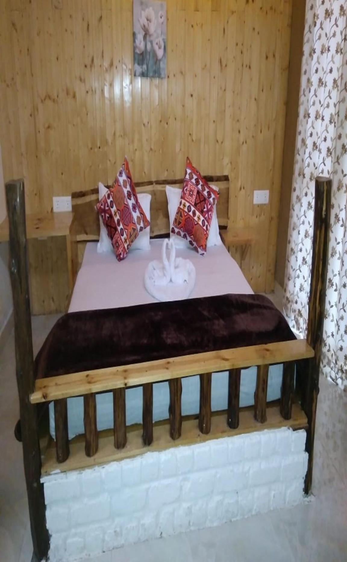 Offbeat Abodes - Tirthan Valley Banjār Extérieur photo