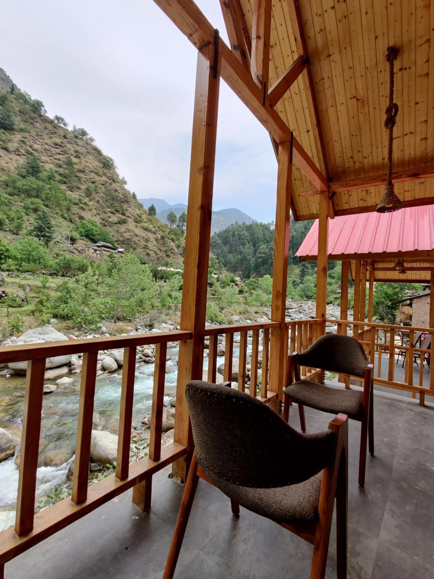 Offbeat Abodes - Tirthan Valley Banjār Extérieur photo