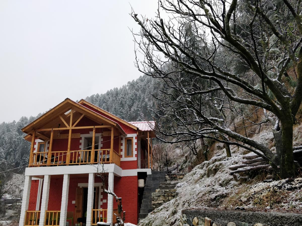 Offbeat Abodes - Tirthan Valley Banjār Extérieur photo
